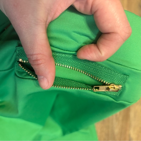 Shein Green High-Waisted Pants - Picture 3 of 5